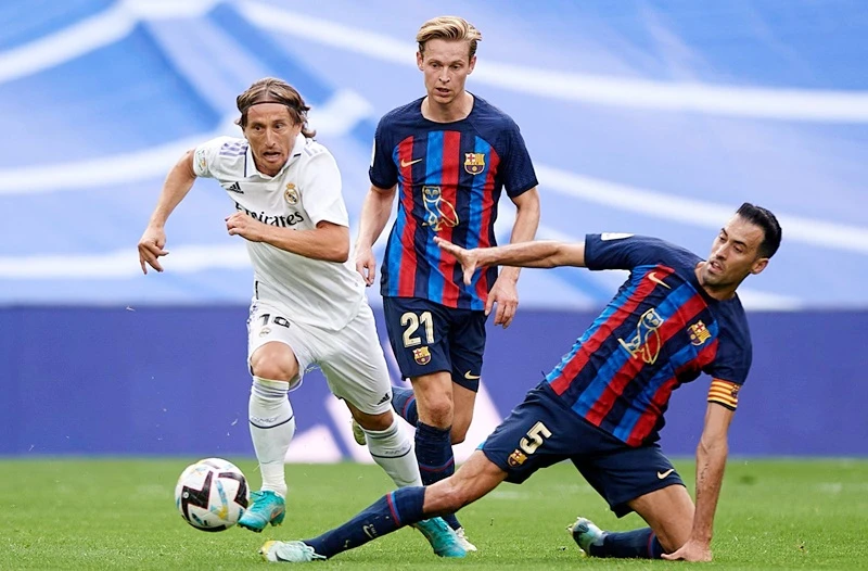 Luka Modric vẫn đang rất xuất sắc đóng góp vào thành công của Real Madrid.
