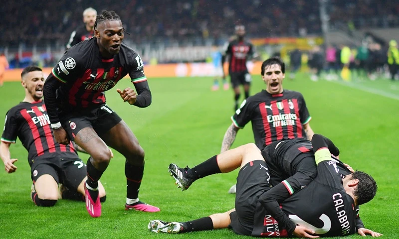 AC Milan đánh bại Napoli lần thứ 2 trong vòng chưa đầy hai tuần. 