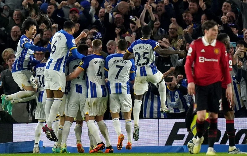 Brighton đã phục thù Man.United sau thất bại ở bán kết FA Cup cách đây 12 ngày.