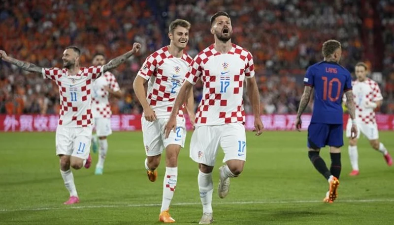 Croatia ghi hai bàn trong hiệp phụ để đánh bại chủ nhà Hà Lan 4-2 trong trận bán kết Nations League.