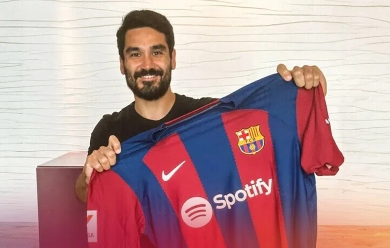 lkay Gundogan đã đến Barcelona và sẽ ra mắt CLB mới vào thứ Hai.