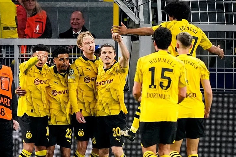 Marcel Sabitzer truyền cảm hứng giúp Borussia Dortmund thắng 4-2 thuyết phục trước Atletico Madrid.