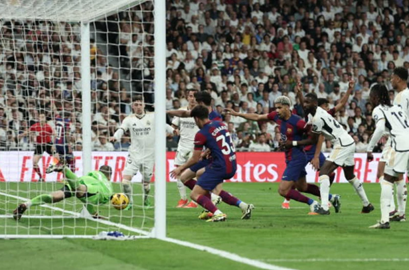 Barcelona chỉ trích La Liga “xấu hổ” vì không Goal-line- Ảnh 2.