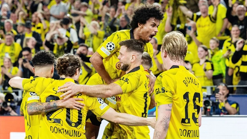 Borussia Dortmund đảm bảo bóng đá Đức có ít nhất 5 đại diện tham dự Champions League mùa tới.