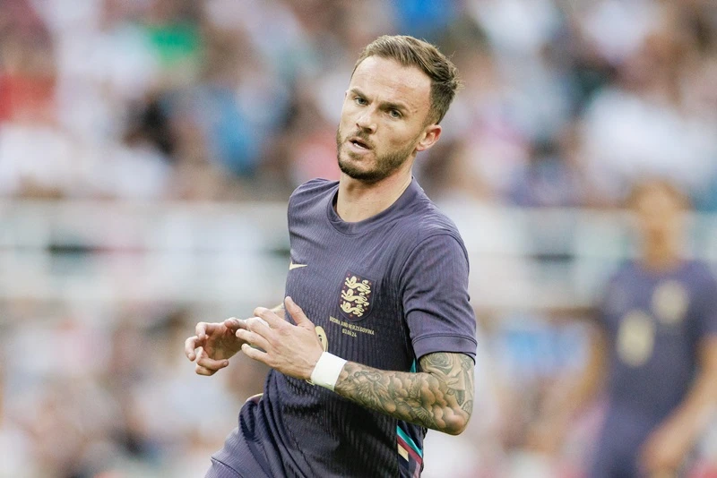 Tiền vệ James Maddison bị loại khỏi đội hình 26 cầu thủ cuối cùng của đội tuyển Anh dự Euro 2024.