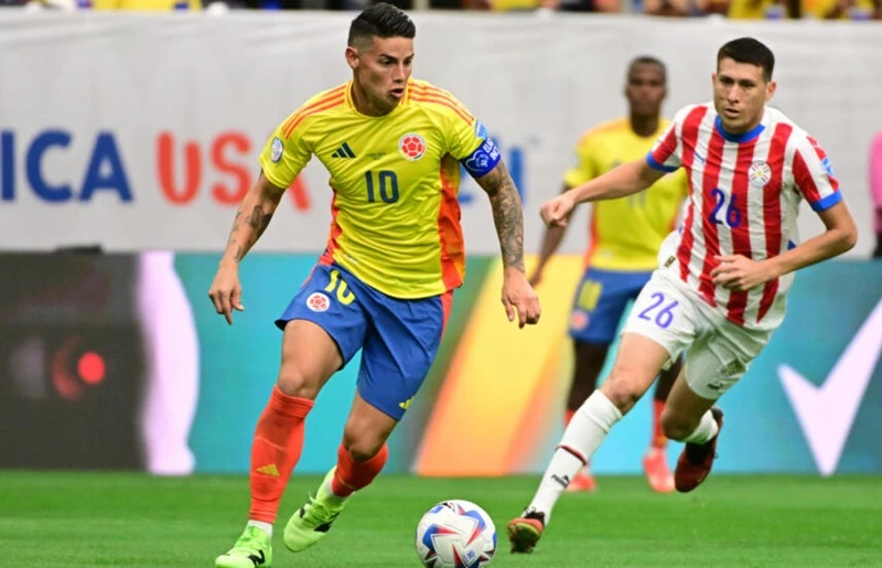 James Rodriguez kiến tạo trong cả hai bàn thắng giúp Colombia thắng 2-1 trước Paraguay.