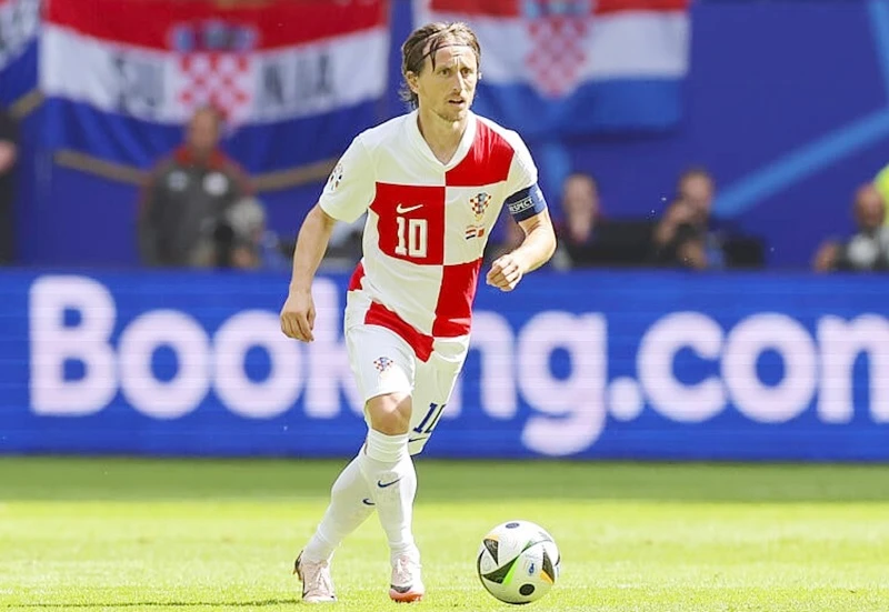 Luka Modric tuyên bố sẽ tiếp tục thi đấu đỉnh cao bất chấp Croatia có thể sớm dừng bước ở Euro 2024.