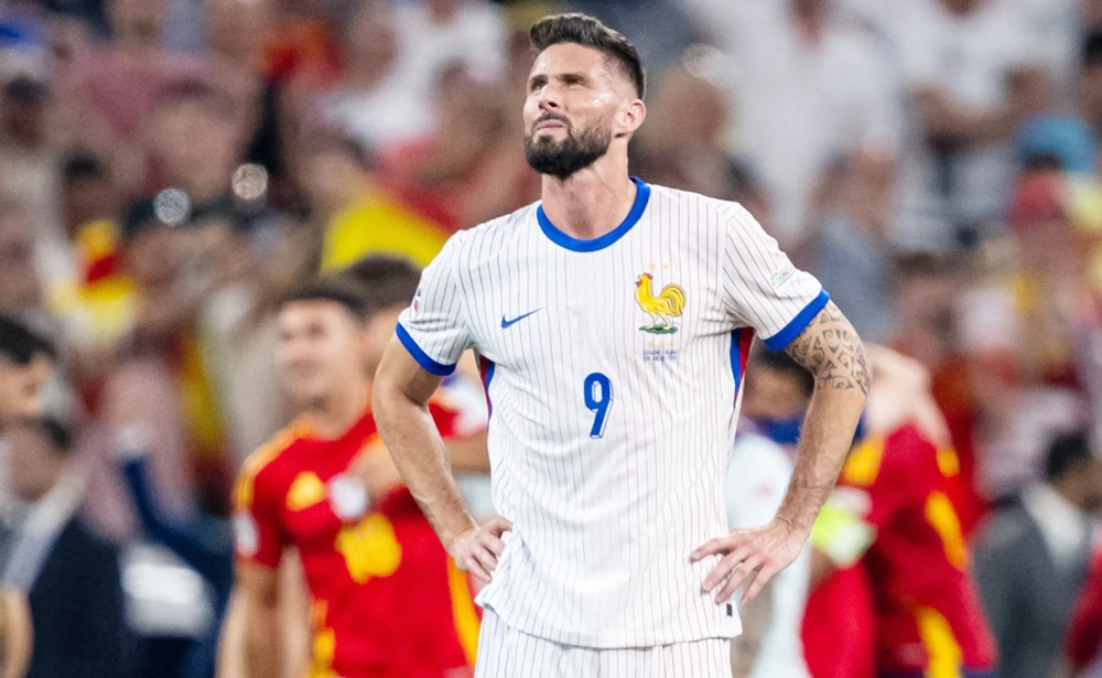 Olivier Giroud xác nhận sẽ kết thúc sự nghiệp thi đấu quốc tế của mình.