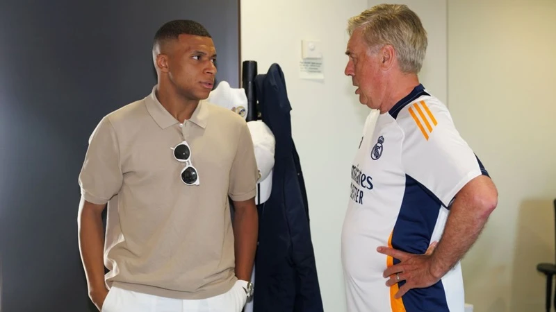 HLV Carlo Ancelotti khẳng định Kylian Mbappe sẽ phù hợp với đội hình của Real Madrid.