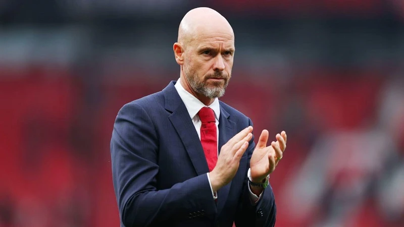 HLV Erik ten Hag nhận được cam kết ủng hộ tuyệt đối của đội ngũ lãnh đạo mới.