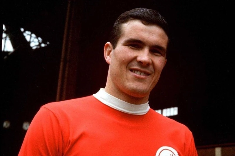 Cố huyền thoại Ron Yeats trong màu áo Liverpool ở thập niên 1960