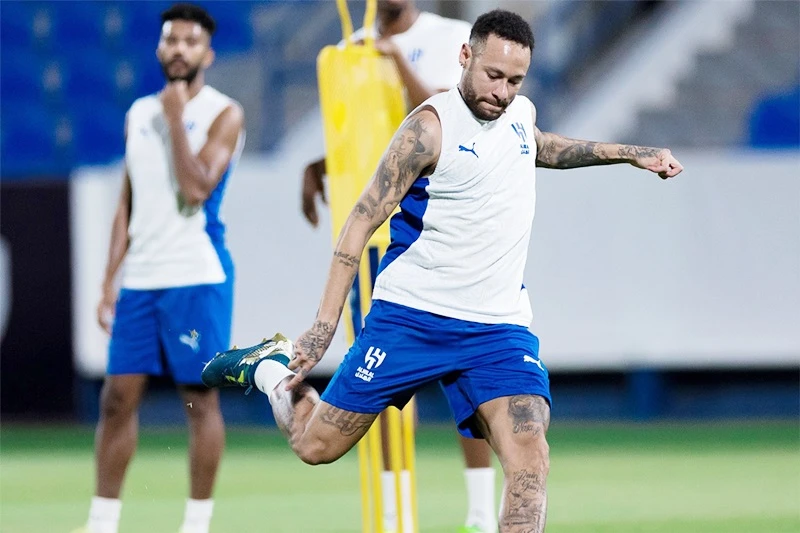 Neymar sẽ trở lại đội hình Al Hilal vào tuần tới sau một năm vắng mặt vì chấn thương.