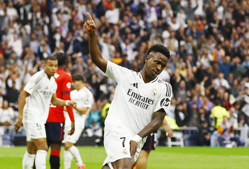 Vinicius Junior ghi hat trick giúp Real Madrid giành chiến thắng 4-0 cần thiết trước Osasuna.