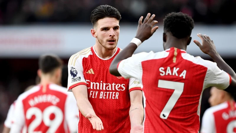 Declan Rice và Bukayo Saka là 2 ngôi sao mới nhất của Arsenal dính chấn thương.