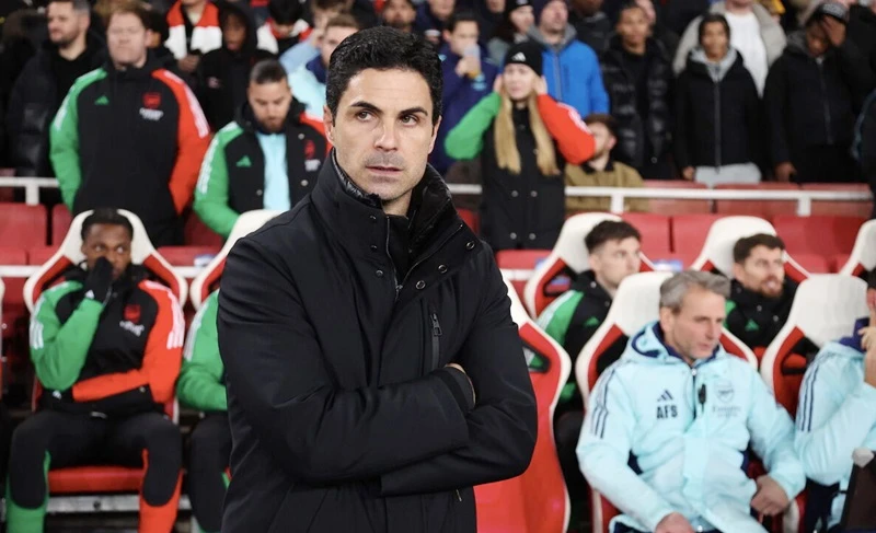 HLV Mikel Arteta tin Arsenal vẫn vận hành tốt nhờ Giám đốc thể thao tạm quyền Jason Ayto.