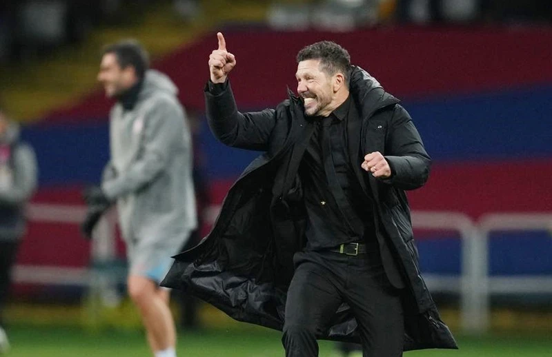 HLV Simeone ca ngợi sức bền của Atletico 