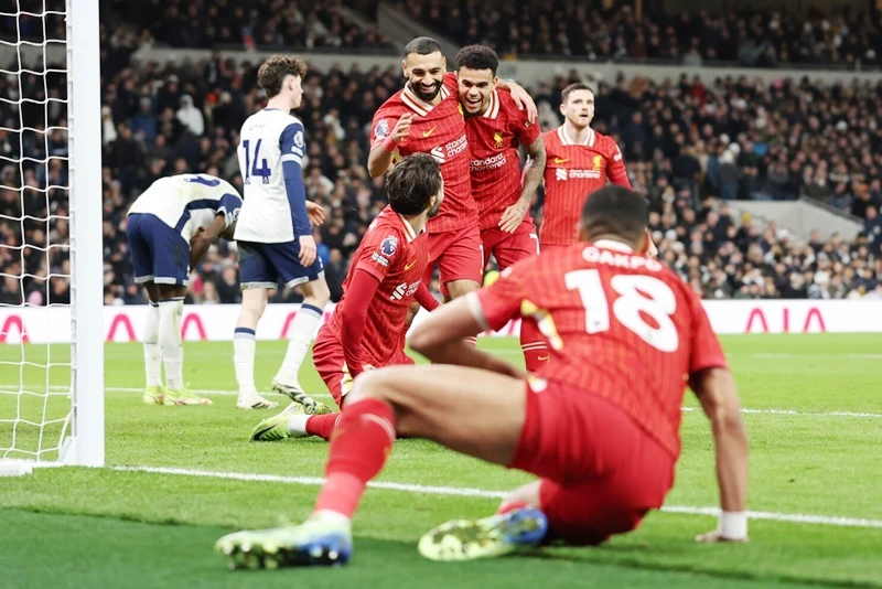 Liverpool giành chiến thắng 6-3 đầy phấn khích trước Tottenham vào Chủ Nhật.