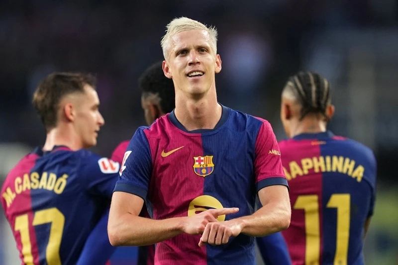 Dani Olmo đã gửi thông điệp thách thức sau khi Barcelona kết thúc năm 2024.