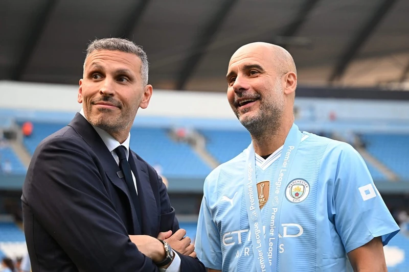 HLV Pep Guardiola khẳng định đang nhận được sự ủng hộ tuyệt đối từ Chủ tịch Khaldoon Al Mubarak.