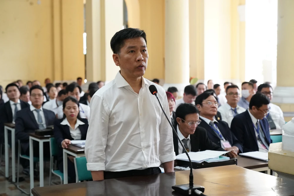 Bị cáo Võ Tấn Hoàng Văn - cựu Tổng Giám đốc SCB