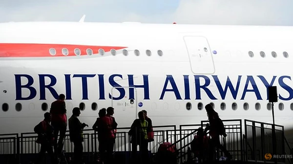 Một máy bay British Airways tại sân bay Heathrow ở London, Anh. Ảnh: REUTERS