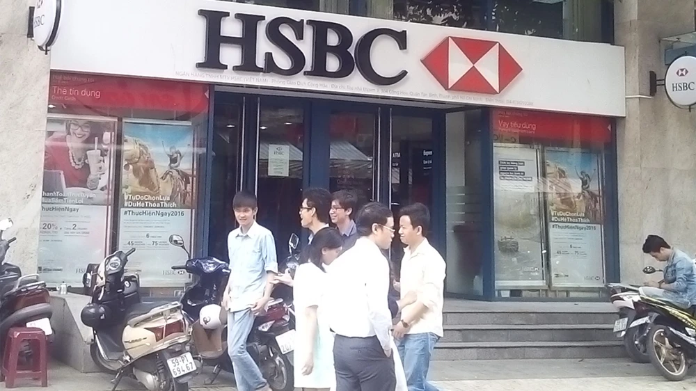 Phòng giao dịch Cộng Hòa - Ngân hàng HSBC, nơi xảy ra vụ án