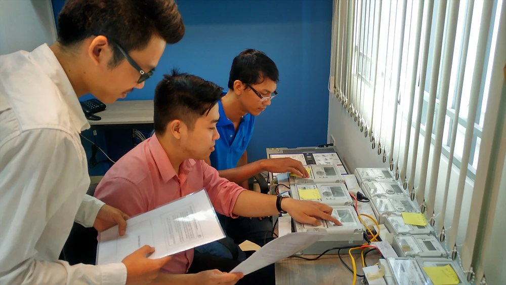 Công ty CP phần mềm hiệu năng cao Việt Nam (VHES) ứng dụng kết quả từ chương trình phát triển vi mạch TPHCM để phát triển hệ thống HES