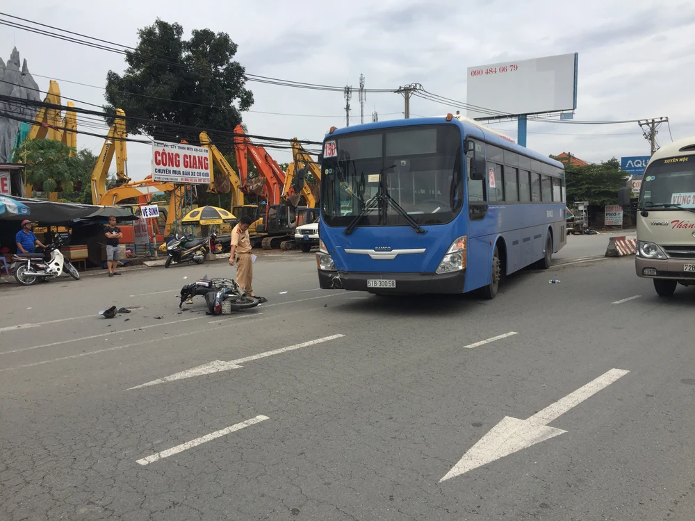 Hiện trường vụ tai nạn khiến hai người bị thương nặng