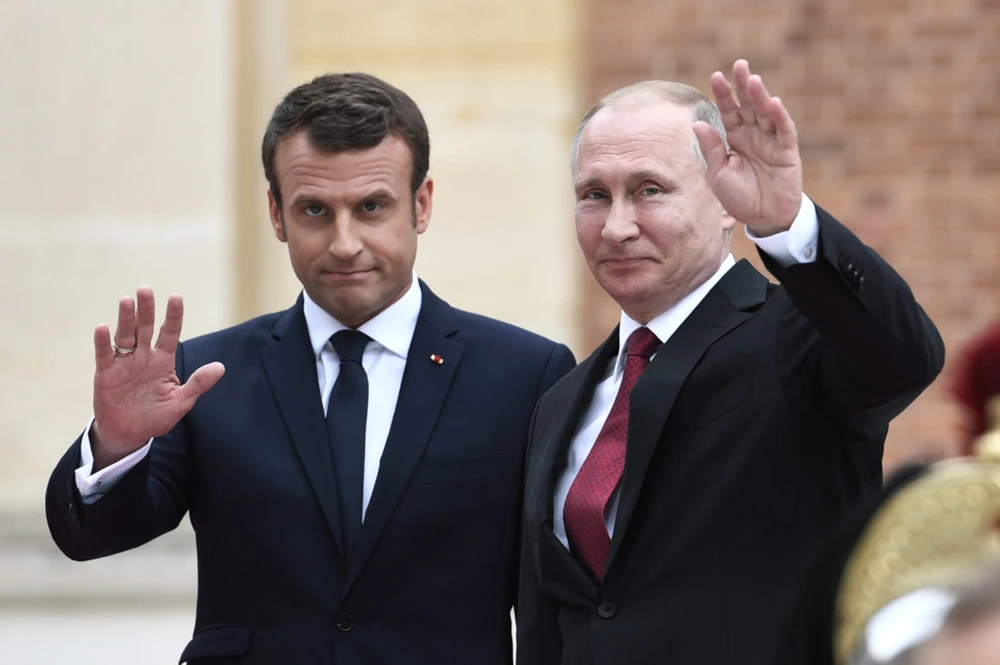 Tổng thống Nga Vladimir Putin và Tổng thống Pháp Emmanuel Macron cùng tham gia SPIEF 2018