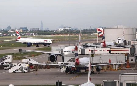 Máy bay của British Airways tại sân bay Heathrow ở London, Anh. REUTERS