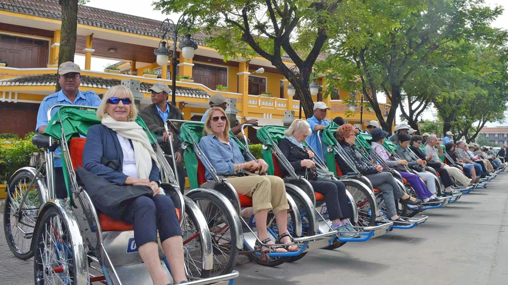 Du lịch Quảng Nam, Đà Nẵng tăng trưởng nóng dẫn đến sự cạnh tranh khốc liệt về nguồn nhân lực Ảnh: NGỌC PHÚC