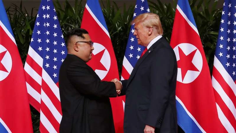  Tổng thống Mỹ Donald Trump và nhà lãnh đạo Triều Tiên Kim Jong Un. Nguồn: REUTERS