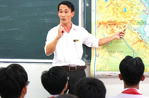 Thầy Lê Cảnh Thạnh, giáo viên Trường THCS Võ Văn Tần (quận Tân Bình)
