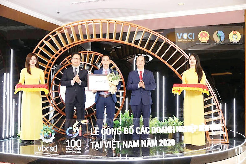 Ngói bê tông SCG thuộc Tốp 100 doanh nghiệp bền vững nhất Việt Nam năm 2020 