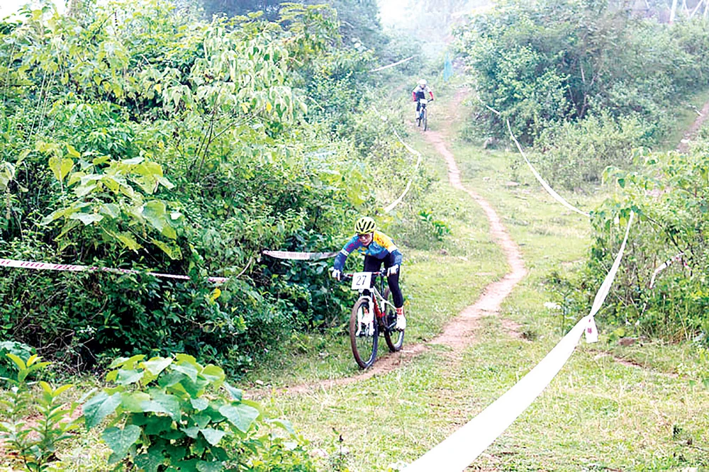 Đường đua xe đạp địa hình tại tỉnh Hòa Bình sẽ được nâng cấp chuẩn bị cho SEA Games 31. Ảnh: P.MINH
