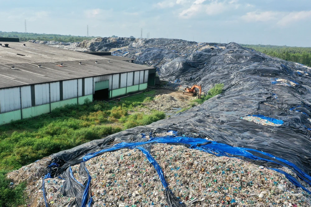 Khu tập kết rác tại Nhà máy rác Vietstar, xã Phước Hiệp, huyện Củ Chi Ảnh: HOÀNG HÙNG