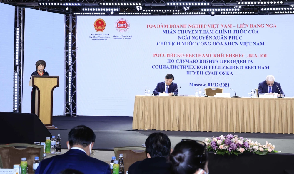 Nhà sáng lập, Chủ tịch Hội đồng Chiến lược Tập đoàn TH – bà Thái Hương – phát biểu tại Diễn đàn doanh nghiệp Việt - Nga tại Moscow ngày 1-12