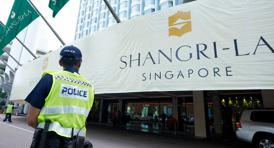 Khách sạn Shangri-La tại Singapore, nơi diễn ra Đối thoại Shangri-La lần thứ 20. Ảnh: AP 