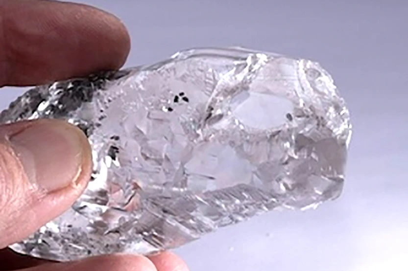 Kim cương trắng hơn 1.000 carat ở Botswana