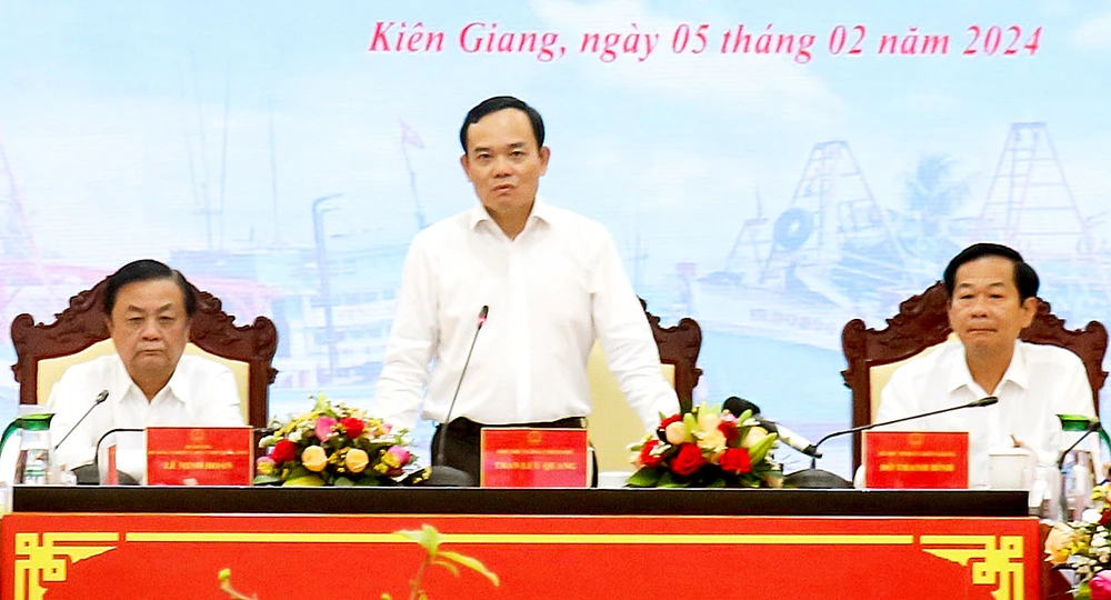 Phó Thủ tướng Trần Lưu Quang phát biểu chỉ đạo hội nghị
