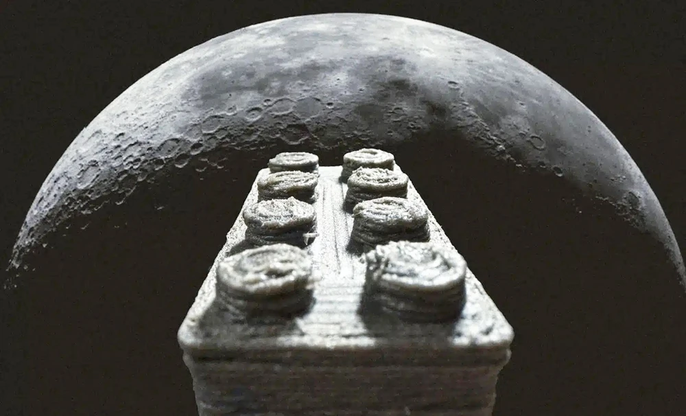Mẫu gạch dùng xây dựng trên Mặt trăng của ESA