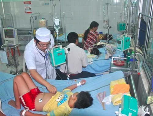  Khám chữa bệnh tại Bệnh viện đa khoa Đồng Tháp. Nguồn: dongthap.gov.vn