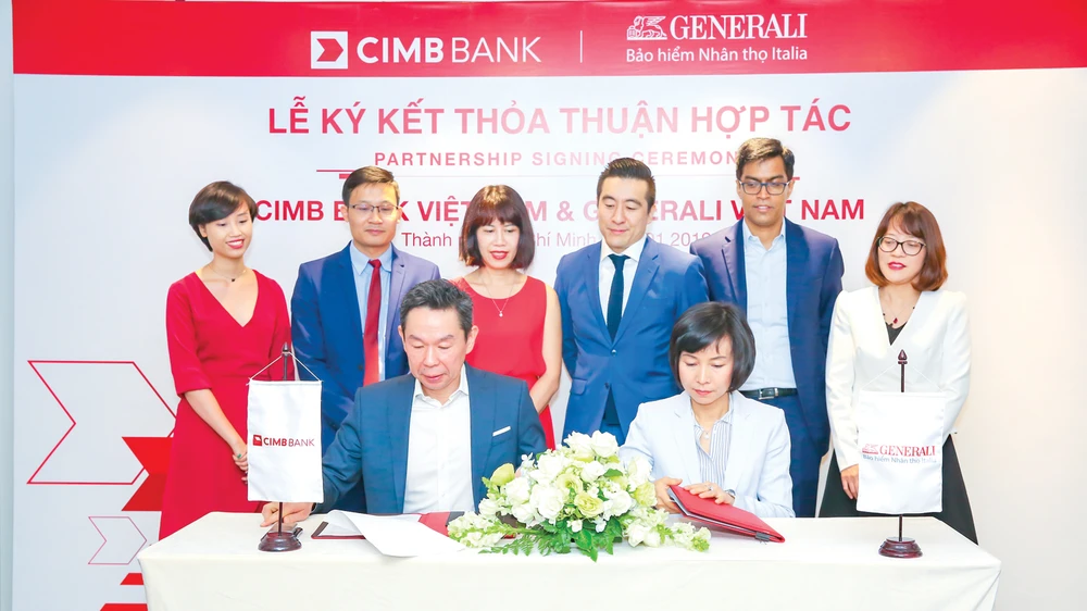 Generali Việt Nam ký kết hợp tác với cimb phát huy thế mạnh về công nghệ số