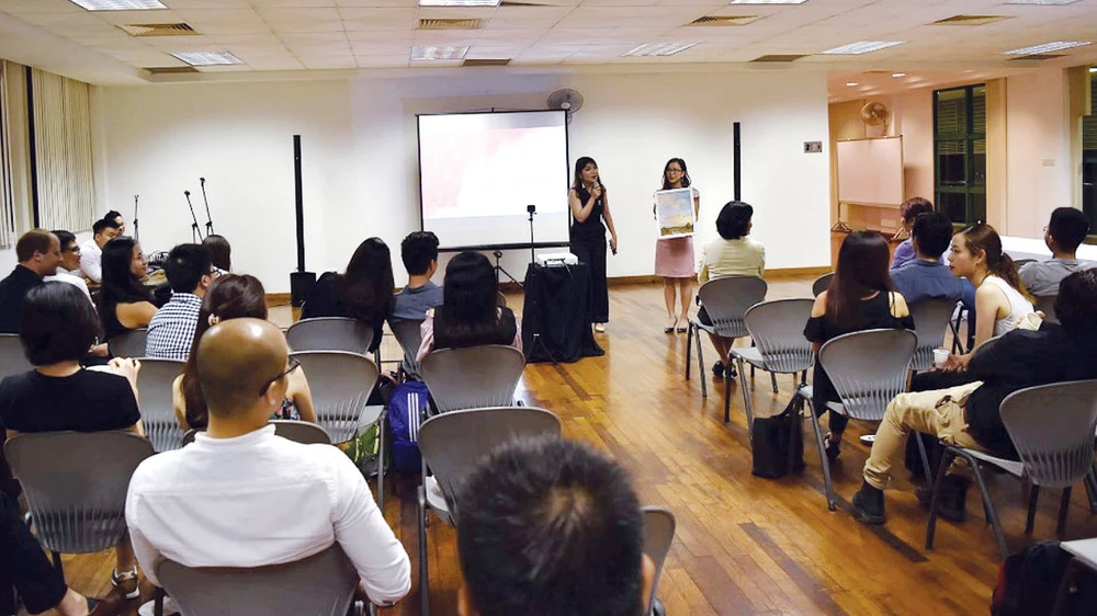 Buổi gây Quỹ học bổng tại Singapore vào tháng 7-2018