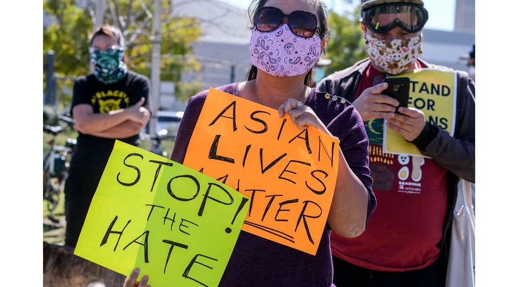 Tuần hành nâng cao nhận thức chống lại tình trạng bạo lực nhằm vào người Mỹ gốc châu Á tại Los Angeles ngày 20-2-2021