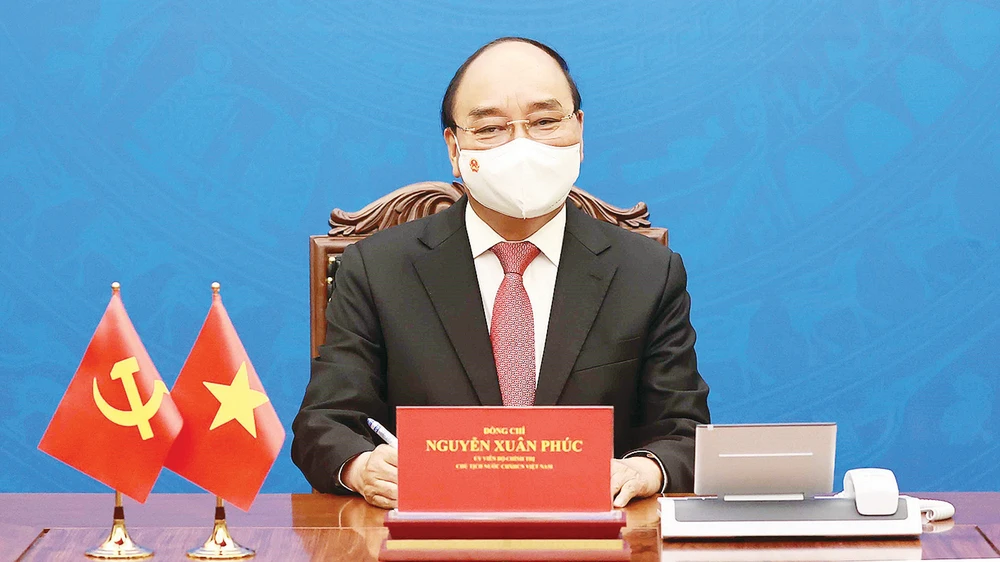 Chủ tịch nước Nguyễn Xuân Phúc điện đàm với Tổng Bí thư, Chủ tịch Trung Quốc Tập Cận Bình