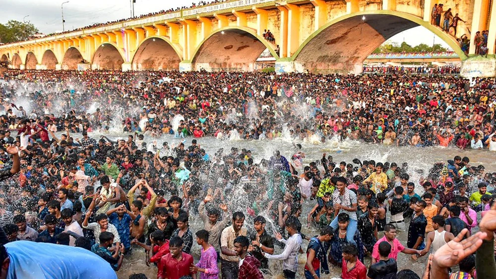 Lễ hội ở bang Tamil Nadu, miền Nam Ấn Độ. Ảnh: PTI