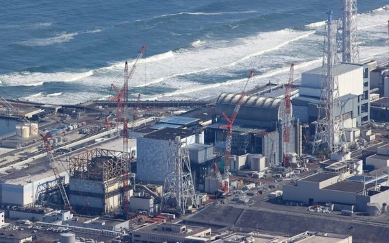 Nhà máy điện hạt nhân Fukushima bắt đầu xả nước ra biển