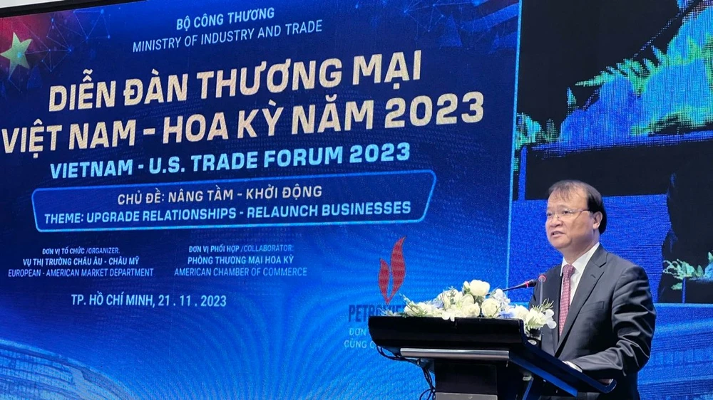 Ông Đỗ Thắng Hải, Thứ trưởng Bộ Công thương phát biểu khai mạc diễn đàn Thương mại Việt Nam – Hoa Kỳ với chủ đề "Nâng tầm - Khởi động”
