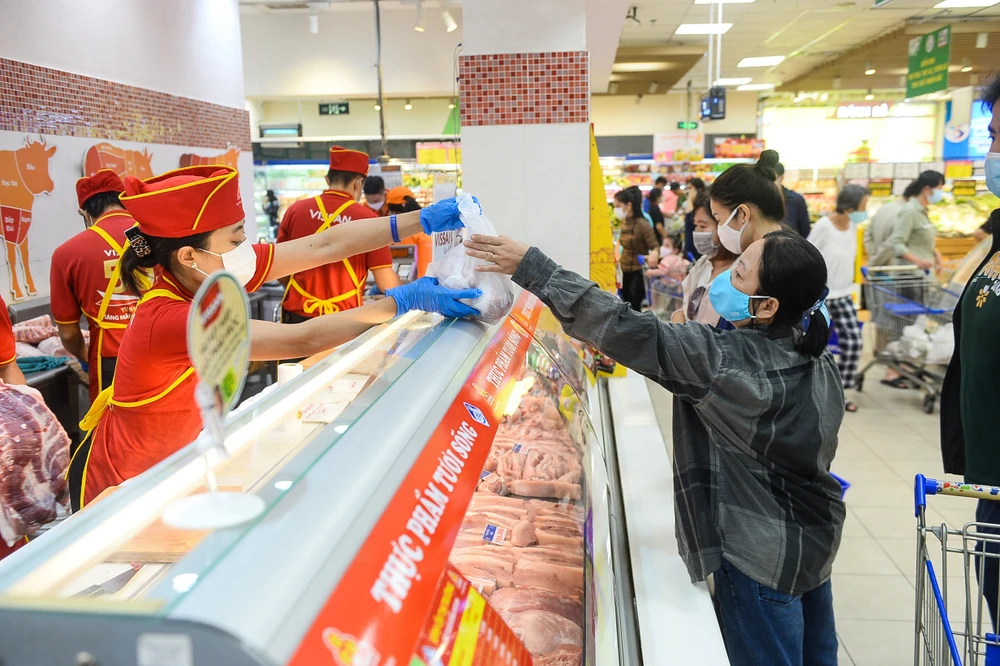 Giá thịt heo giảm mạnh tại các siêu thị